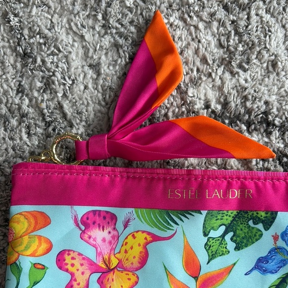 Estee Lauder Tropical Cosmetic Bag - Picture 2 of 7